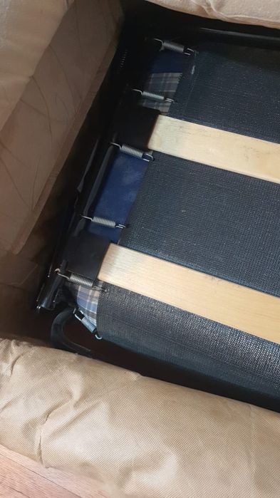 Житикаре,,Потьютков,, шикарный диван