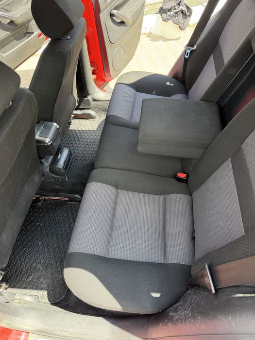 Vând golf 4 combi