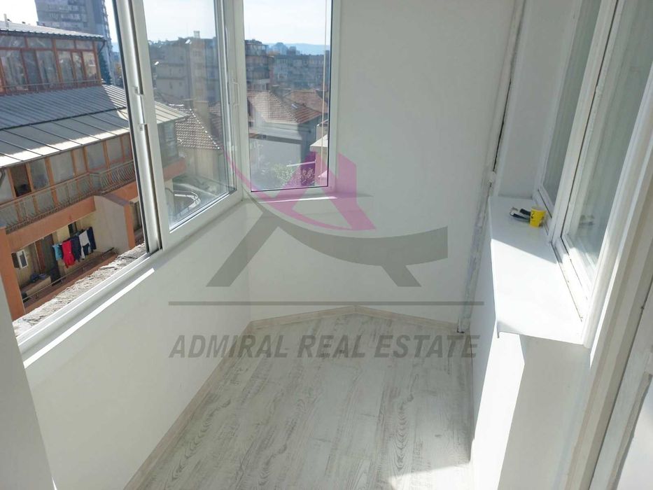 Дава се под наем Тристаен апартамент в Варна, Левски - 80 кв.м за 511 € - Снимка #4