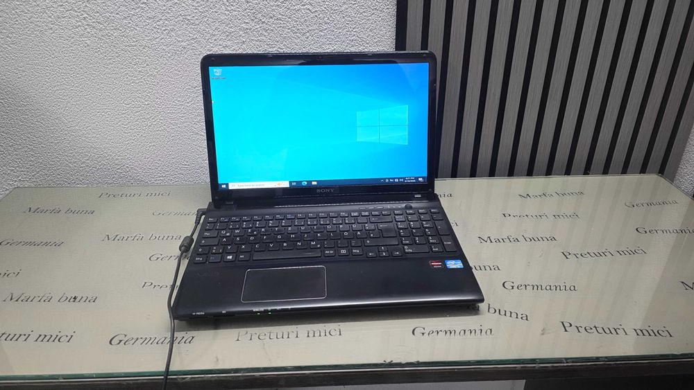 Laptop core i3 - Sony Vaio SVE151 G17 - functional - instalat