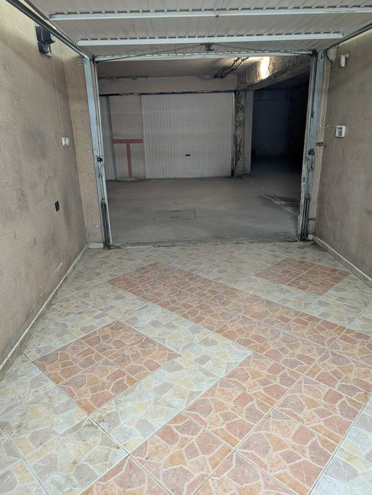 Дава се под наем Гараж / Паркомясто в Варна, Център - 15 кв.м за 130 € - Снимка #6