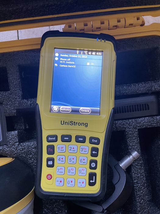 GPS RTK Unistrong G10 + Controller P9 Lite