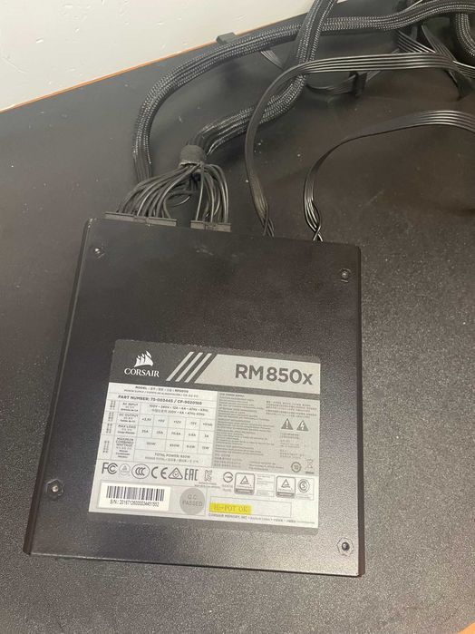 Sursa de alimentare modulara 850w Corsair RM850X, impecabila, garantie