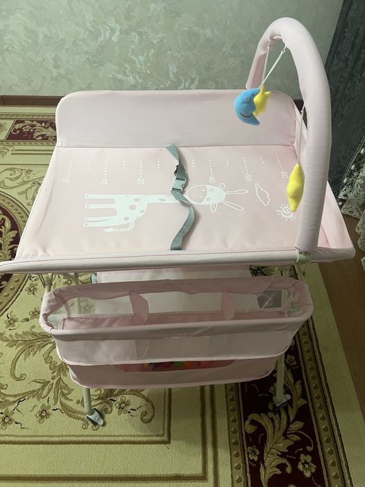 Продам пилинальный столик