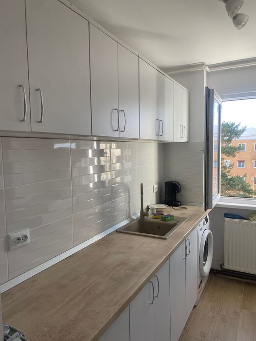 Închiriez apartament 2 camere Brasov