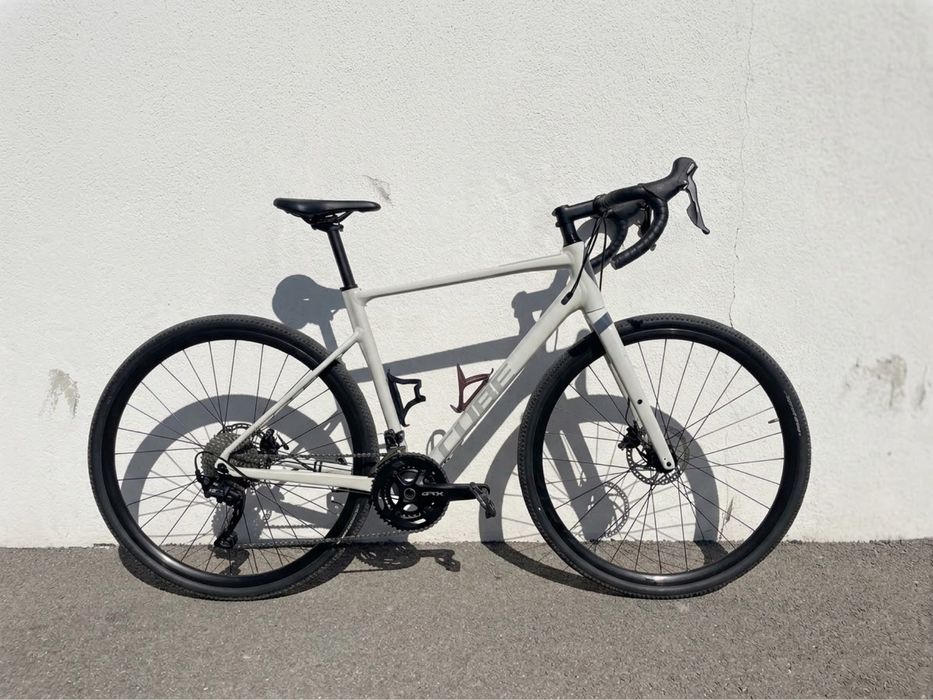 Bicicleta Gravel Cube Nuroad M 54cm