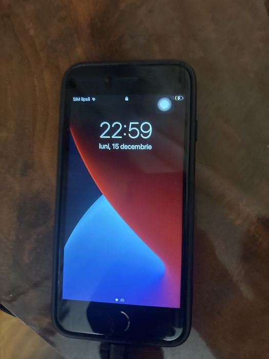 Vand iphone 7 black in stare forte buna