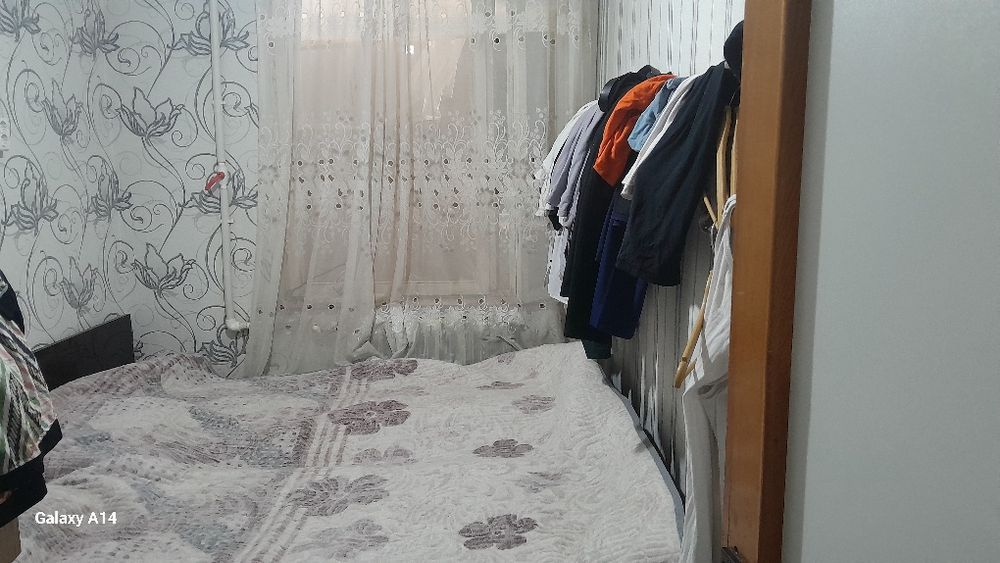 Qizlani kvartiraga qoyaman