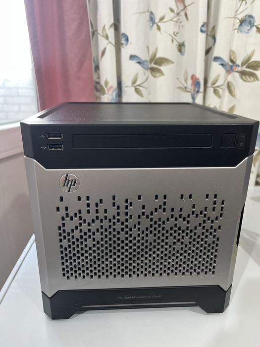HP ProLiant Microserver Gen8
