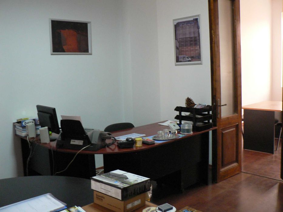 Inchiriez spatiu pentru birou, cabinet in zona centrala