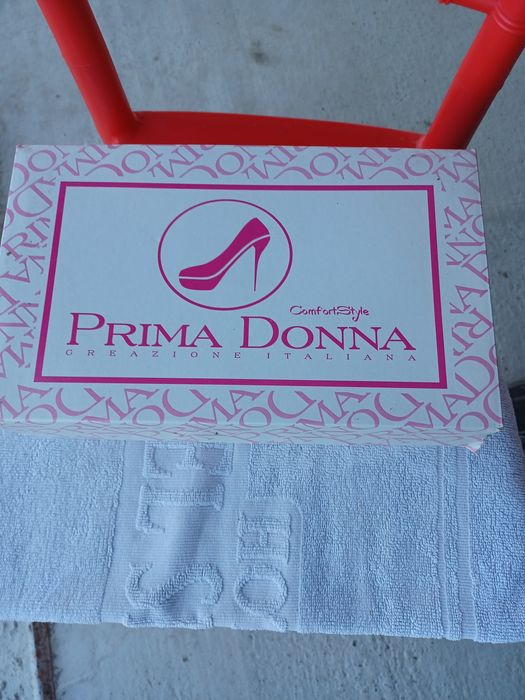 Saboți de dama din  piele naturală mărimea 40