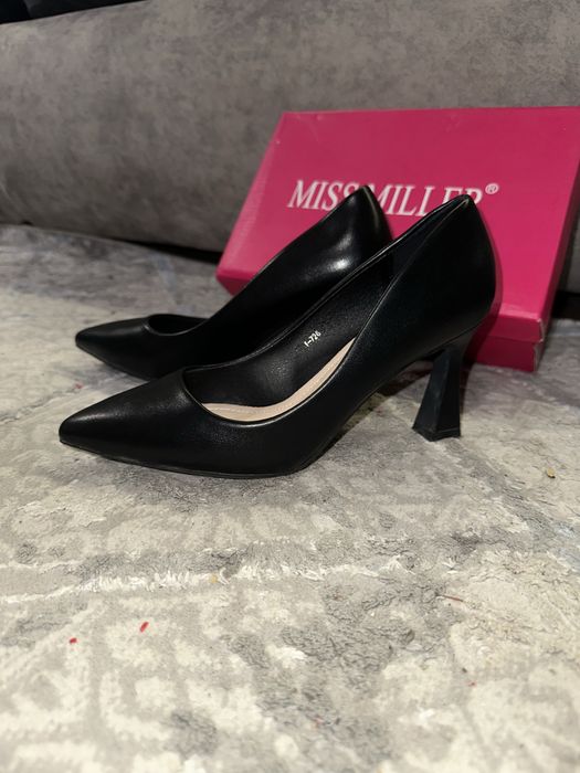 Женские туфли  36 размер