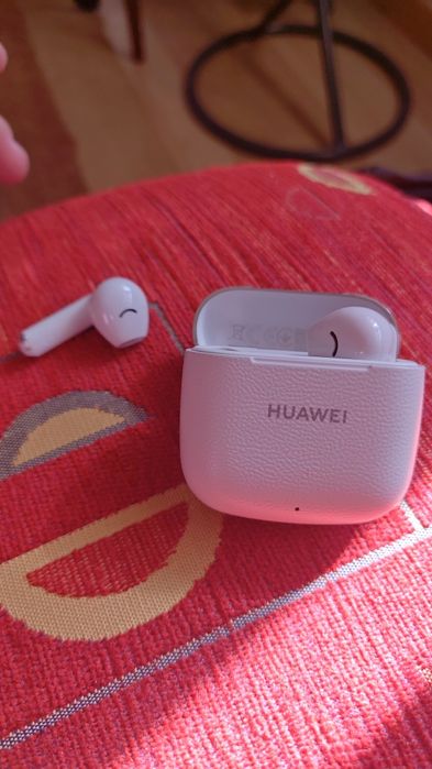 Huawei free buds 3