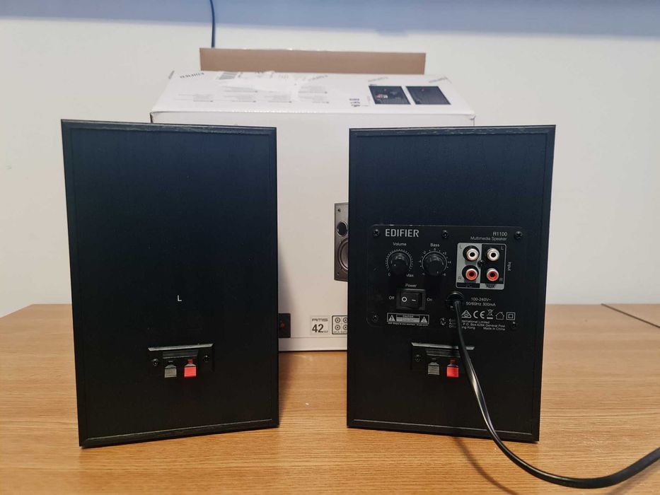 Boxe active Edifier R1100 2.0, 42W, garantie Emag
