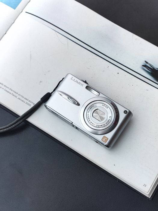 Panasonic Lumix DMC-FX30