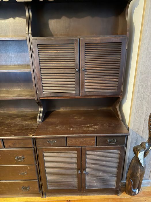 Старинна секция ! Използвана !