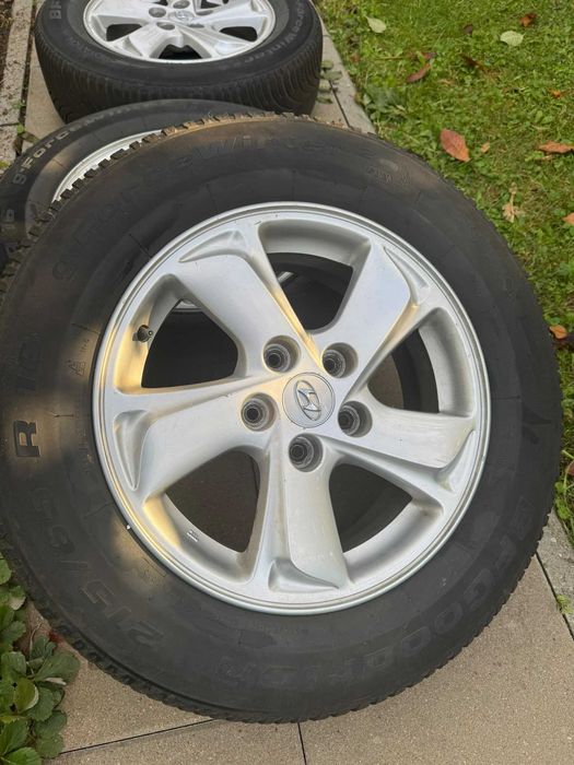Set complet roti de iarna Hyundai Kona