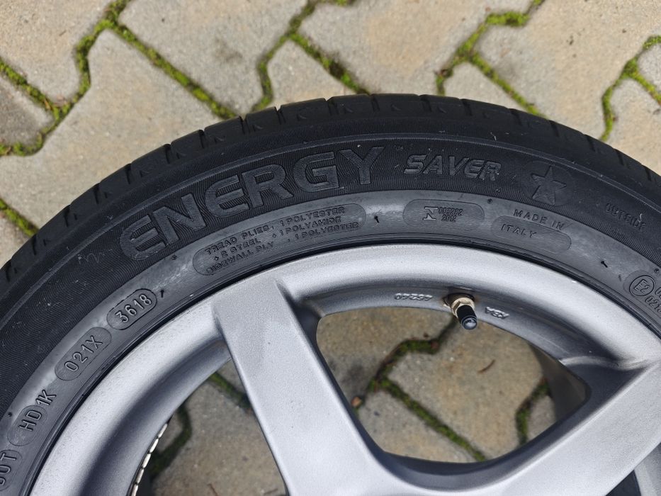 Летни гуми със джанти за Рено Зое  Michelin 195/55R16 Energy