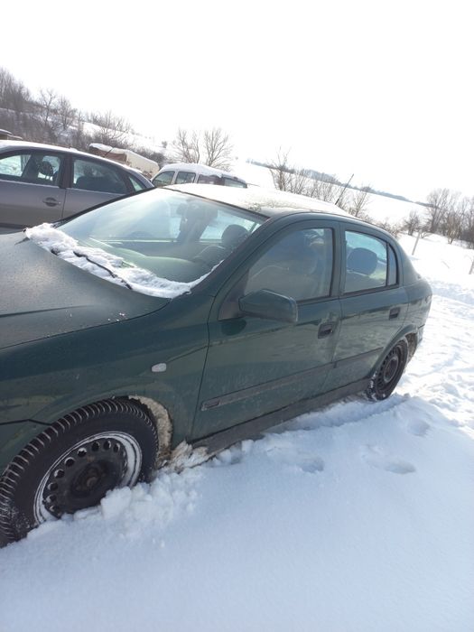Vand sau schimb opel astra g cc 1.6