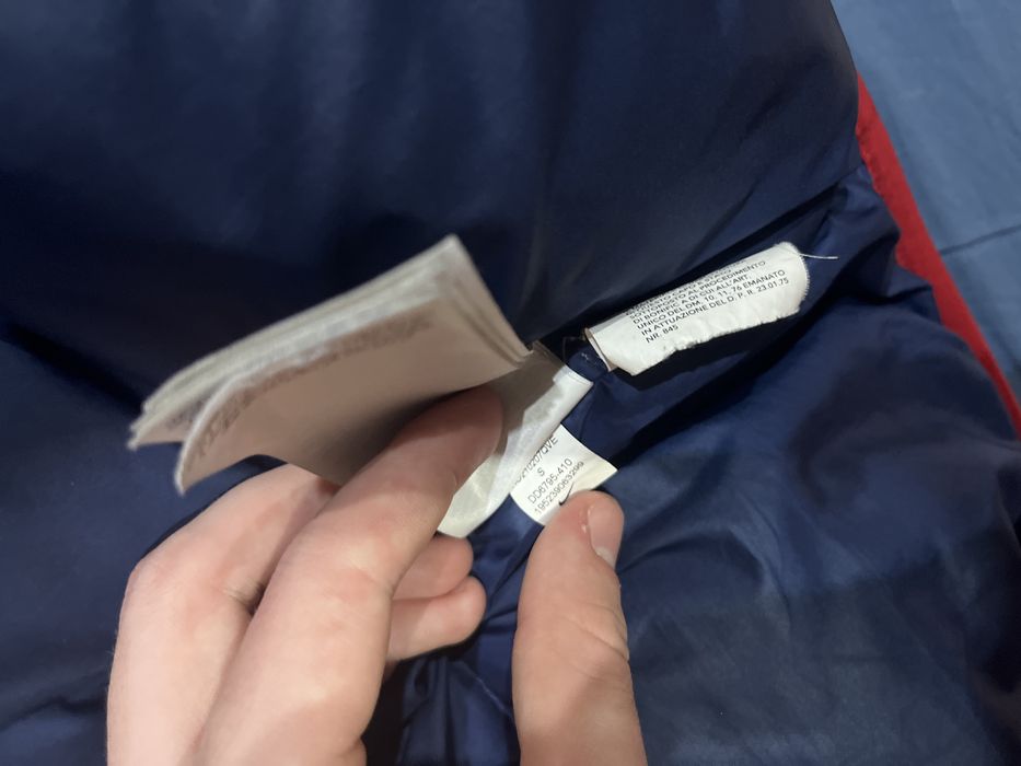 Яке Nike Storm-FIT