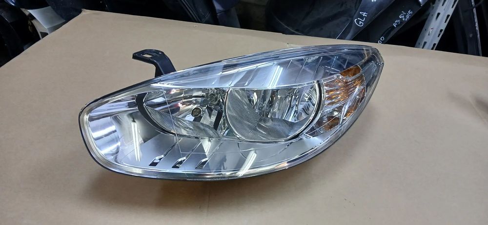 Far stanga Renault Fluence 2013 2015