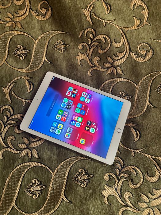 iPad Air 2           .