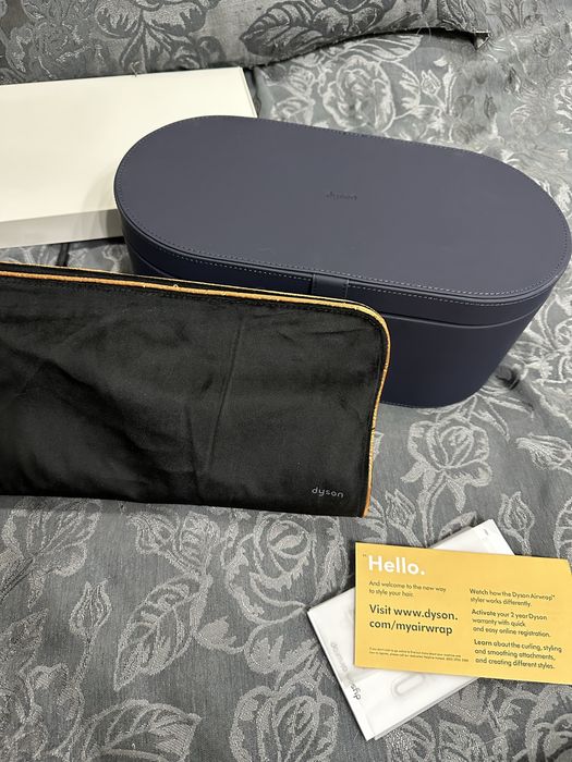 Dyson airwrap complete
