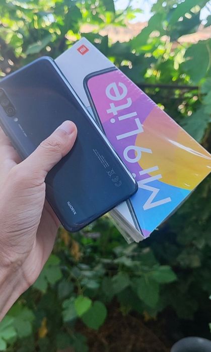 Xiaomi mi 9 lite, 6/64GB. Flagman. Aybi yoʻq.