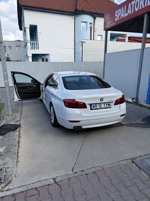 BMW 520d- an 2016-190CP-LUXURY LINE