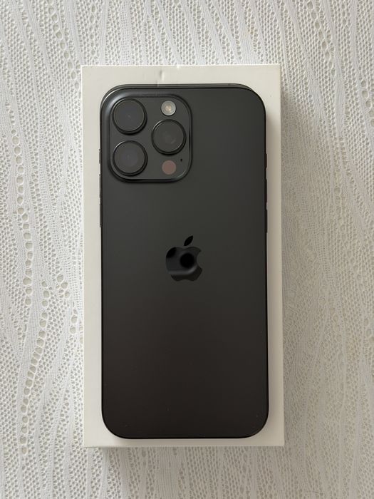 Iphone 16 pro max.