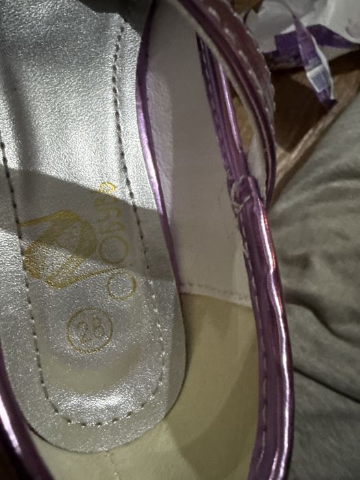 Продам туфли девочке