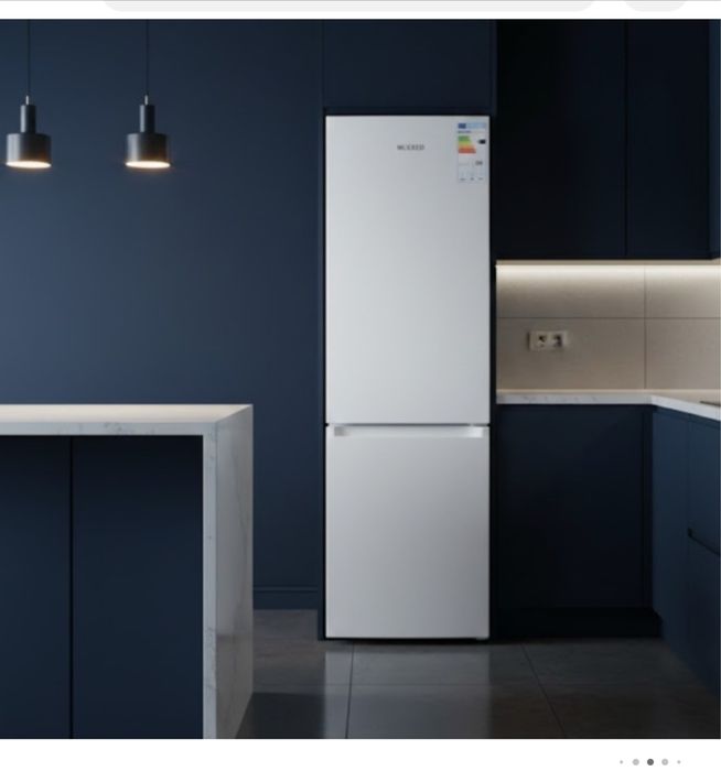 Продам почти новый холодиниг