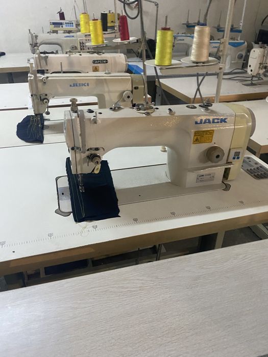 Masini de cusut liniare si de surfilat cu 4 si 5 fire