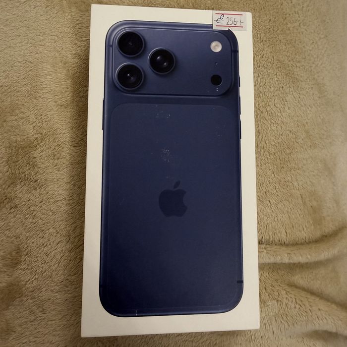 Продается Iphone 17 pro max 256 GB