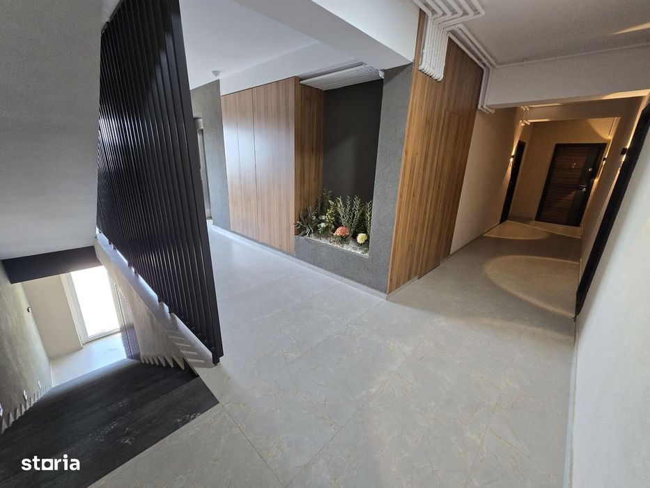 Dezvoltator APARTAMENTE 3 Camere decomandate