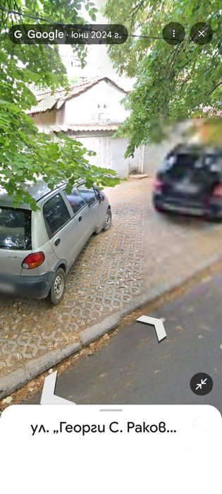 Продавам парцел Център