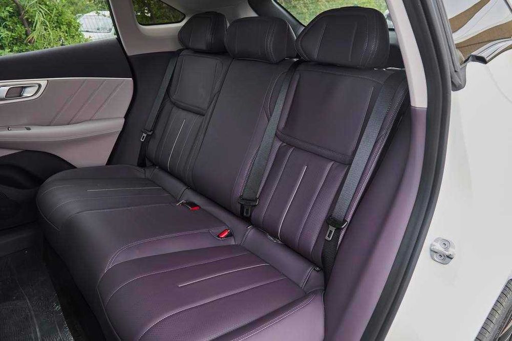 Deepal s07 300 Ultra hybrid 2026 madel 2  sideniya masaj haladilni