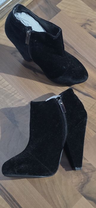 Женская обувь 37