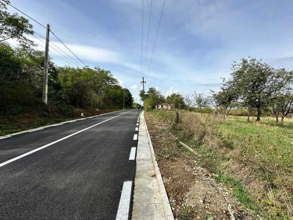 Ofer spre vanzare teren Intravilan în Viile Satu Mare