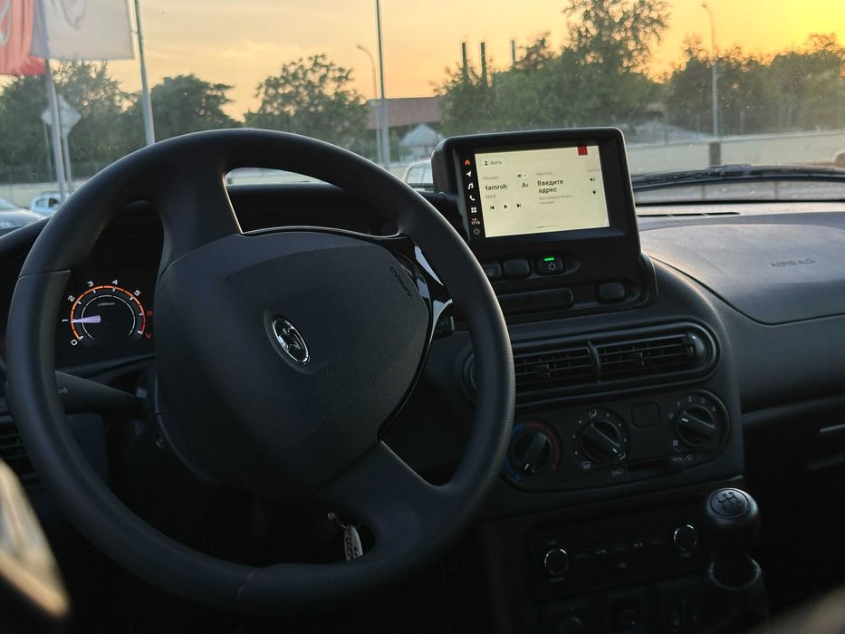 Lada Niva Travel 2025