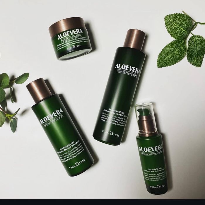 Kosmetik lotion krem skin essence nabor