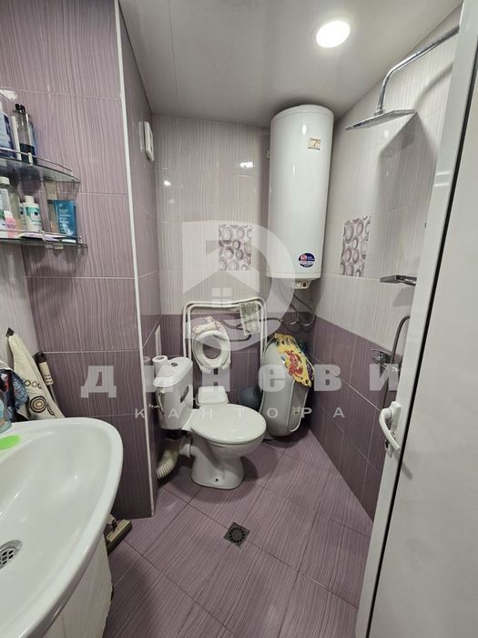 Продава тристаен до СУ Иван Вазов