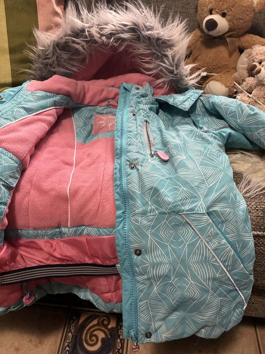 Gecute  fetita foarte bune