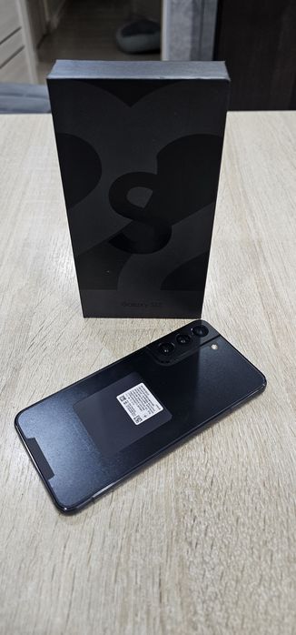 Samsung s22. Телефон