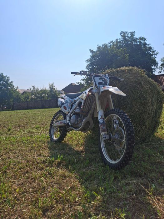 Vând Honda crf 250r 2015