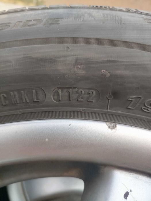 Продавам!
Гуми с джанти от Мерцeдес ц 220