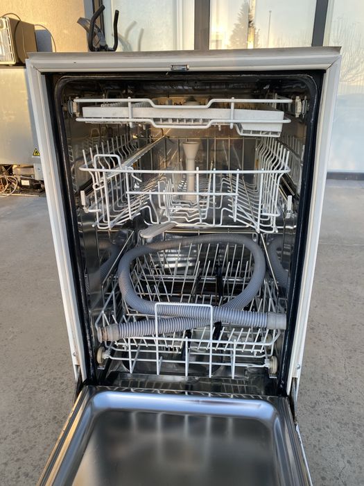 Съдомиялна Миеле за вграждане 45 см