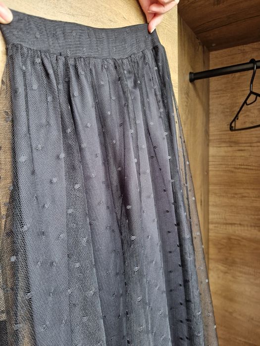 Тюлена дълга пола, Bershka