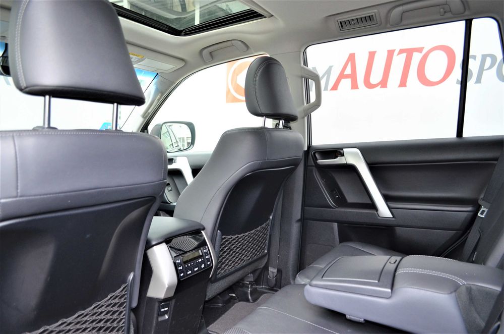 TOYOTA Land Crusier LUXURY AT - 20% avans Posibilitate Leasing