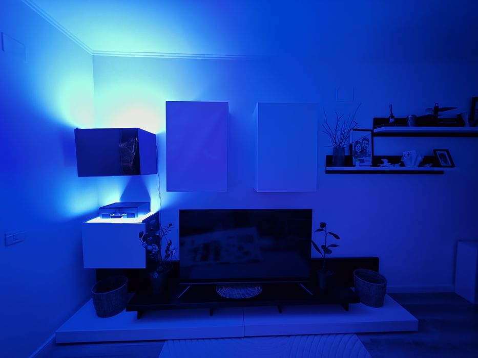Mobila living alb negru